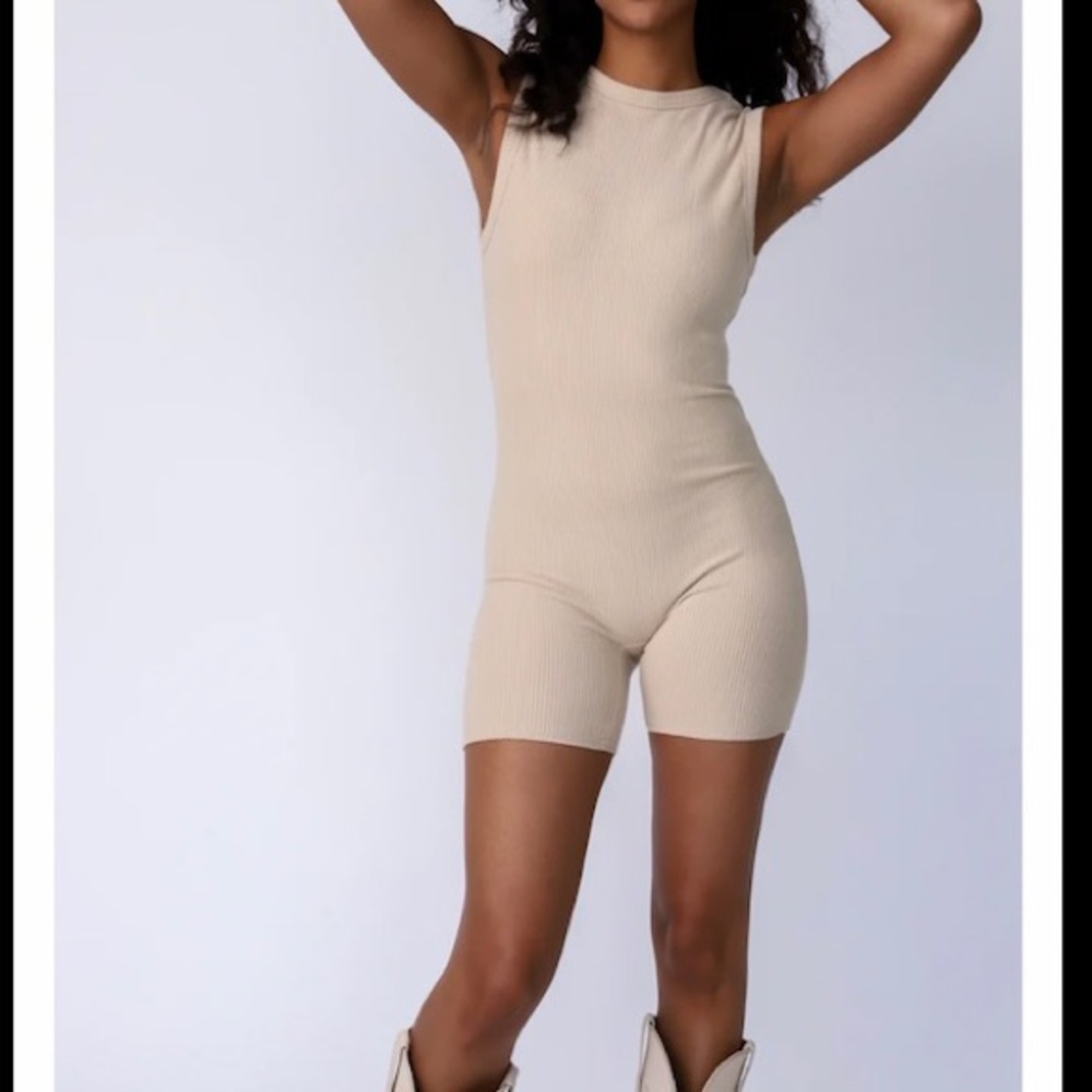 Low Back Romper - Picture 3 of 6